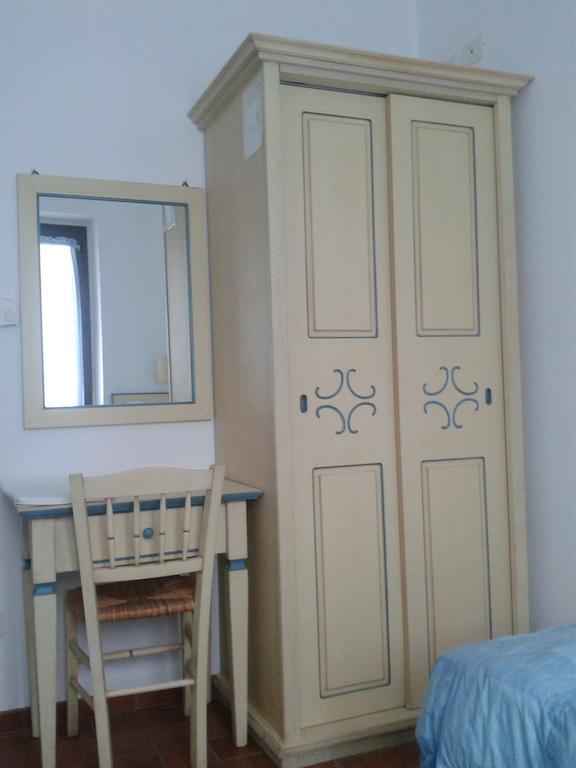 Ostello Victor Center Assisi Kamer foto